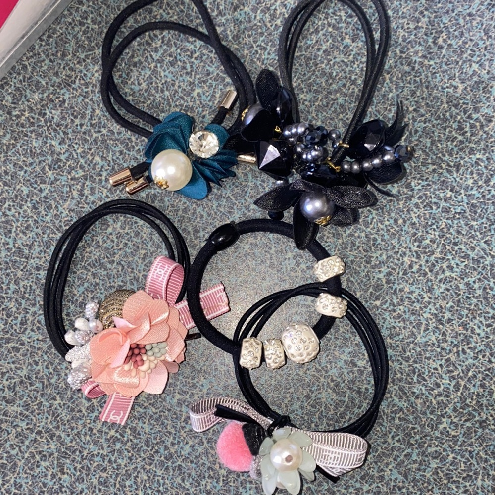 Hair Ties Ponytail Holders Floral Embellished Bundle of 4